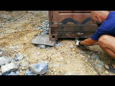 Видео: установка контейнера на участке