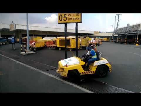 Видео: Аэропорт Манилы. Как не опоздать на рейс! Перемещение между терминалами и другая полезная информация