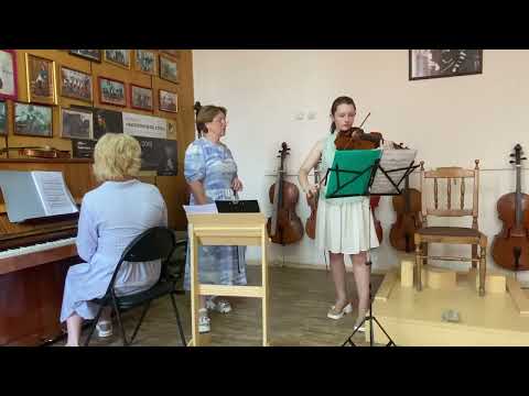 Видео: Открытый урок "Работа над штрихами в классе скрипки"
