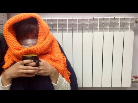 Видео: На улице мороз, пол дома без отопления❄️ | Приехал помочь, но....