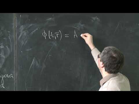 Видео: Степаньянц К. В. - Классическая теория поля - 3. Теории со скалярными полями