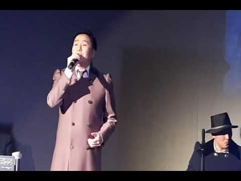 Видео: Александр Дьячковский - Саарын исполняет песню "Үрүҥ туллук эрэ мөлбөстүүр"  14.11.2022 г.