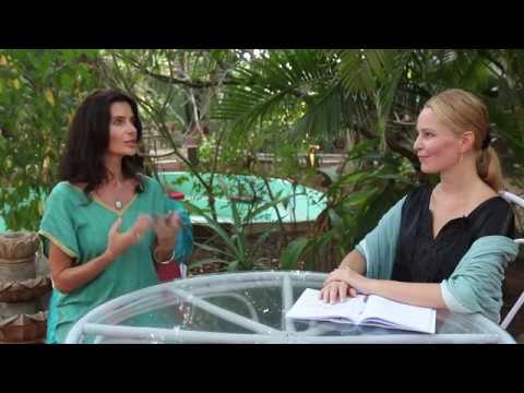 Видео: Из интервью с Майей - Танец Мандала