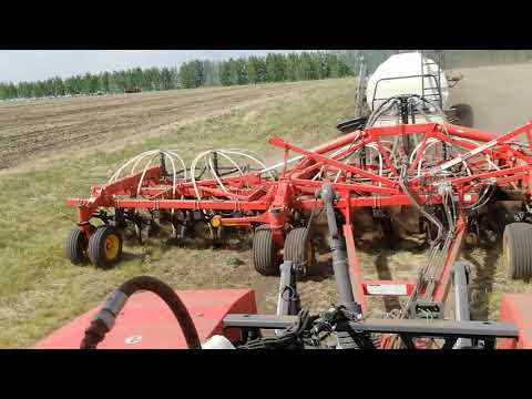 Видео: КИРОВЕЦ К-739 Ст & BOURGAULT 3320+6350