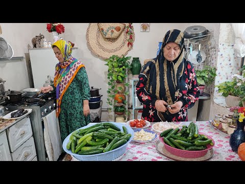 Видео: Деревенская кухня: аутентичный мирза гасеми в сельской местности