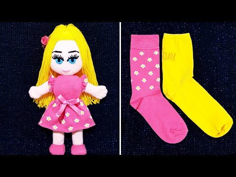Видео: 😍ЛУЧШАЯ ФОРМА НОСОВ / 👌Изготовление куклы из носков / 💯Мой дизайн / Как сделать куклу из носков