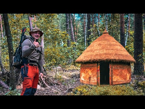 Видео: СТРОЮ  ДОМ В ЛЕСУ ПЕКУ ХЛЕБ НА ПАЛКЕ И СТРЕЛЯЮ ИЗ САМОДЕЛЬНОГО ЛУКА #выживание #survival