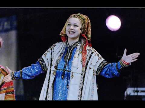 Видео: Chto Stoish Kachayas, tonkaya ryabina.(тонкая Рябина) Russian Folk Song.