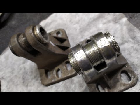 Видео: Как раскачать закисшую втулку регулировки бампера Audi A6C4.