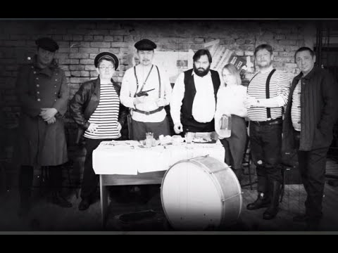 Видео: В поле рожь не сжата... (Ультралевый марш)