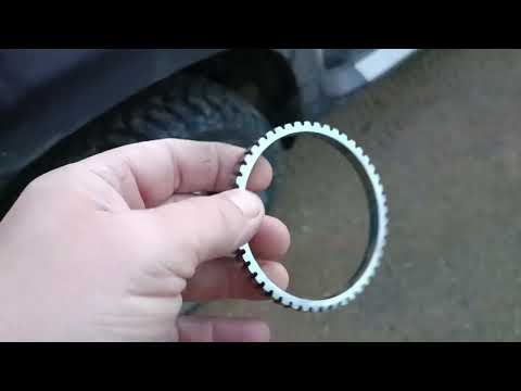 Видео: Ошибка АБС, ЕСП, не включается полный привод на Рено Дастер. Как лечить.