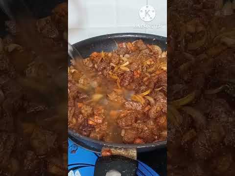 Видео: Самый вкусный гуляш. Мясо тает во рту!!!