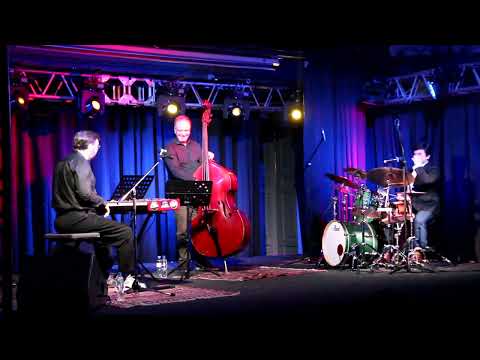 Видео: Концерт-лекция "100 лет рояля в джазе." Бибоп.Трио Константина Хазановича.DKRT Н Новгород 30.10.2025