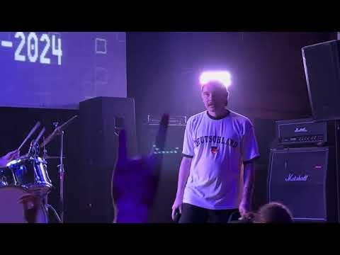 Видео: Шумные и угрожающие выходки (Ласточка 1.06.2024)