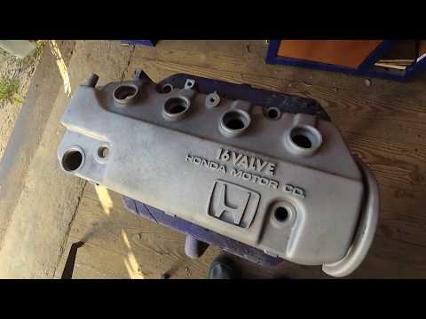 Видео: Покраска клапанной крышки. Проигранная битва с обломышем.