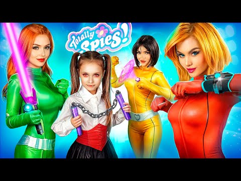 Видео: Вампира Удочерили Супершпионки! Totally Spies в Реальной Жизни!