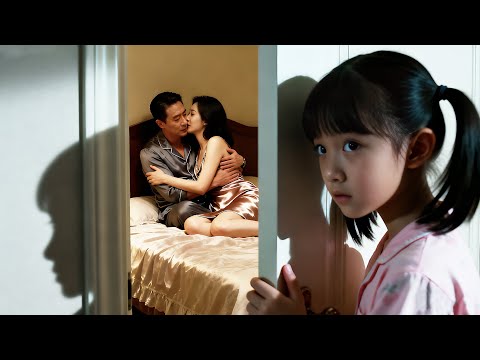 Видео: Дочери удалось застать CEO в постели с любовницей, все в шоке