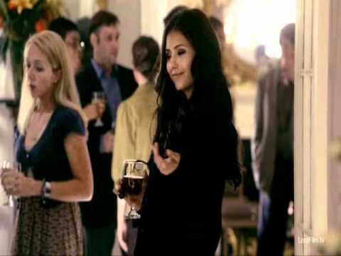 Видео: Кэтрин Пирс   Я королева