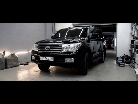 Видео: Круговой обзор и мультимедиа головное устройство в Toyota Land Cruiser 200. RedPower 750