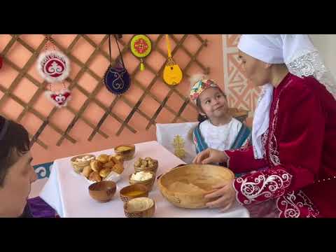 Видео: Шебер әке, өнерлі ана, еңбекқор бала