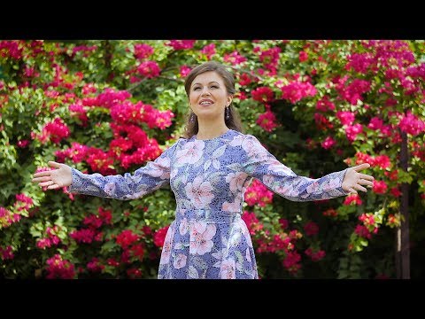 Видео: Алсу Сәйфуллина "Сөю-наз илендә"