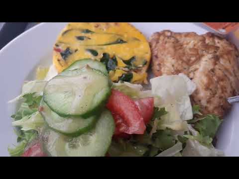 Видео: 🍳 НЕ СПОДІВАЛАСЯ на таке в «Пузатій хаті»! Сніданок, який здивував мене 😲🥄