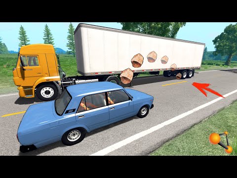 Видео: КАМЕНЬ ИЗ ПОД КАМАЗА! ПРОБИЛ ЛОБОВОЕ СТЕКЛО И ВЛЕТЕЛ В САЛОН | BeamNG.drive