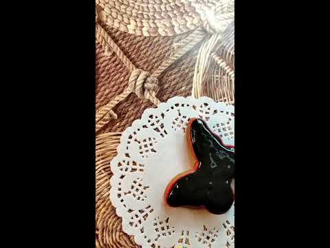 Видео: Роспись пряника хохлома. Пасхальные пряники с хохломой