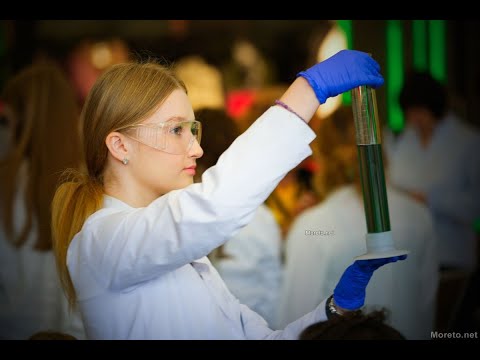 Видео: Химията оживя – ученици от Варна превърнаха науката в шоу