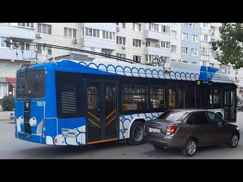 Видео: Летний Волгоград. Троллейбусный маршрут 8А. "Оптово-строительный рынок Тулака" - "Инструмент. завод"