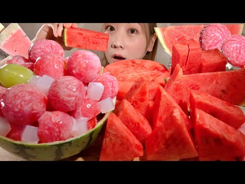 Видео: ASMR Арбуз, Арбуз со сгущёнкой【русские субтитры】【Mukbang/ Eating Sounds】