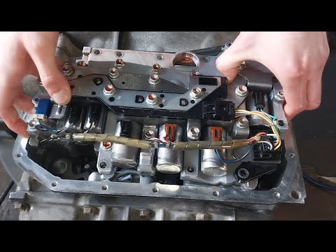 Видео: Измерение зазоров, сборка и проверка на стенде гидроблока #АКПП #U660 Lexus RX 350