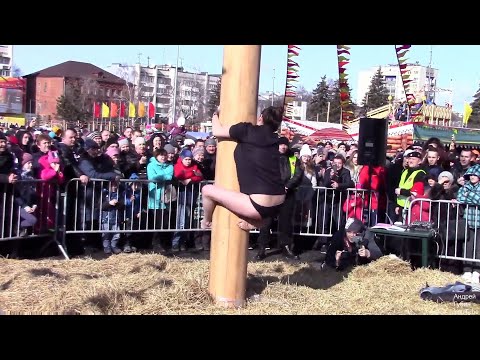 Видео: Самара. Масленица 2020. Лазанье на столб