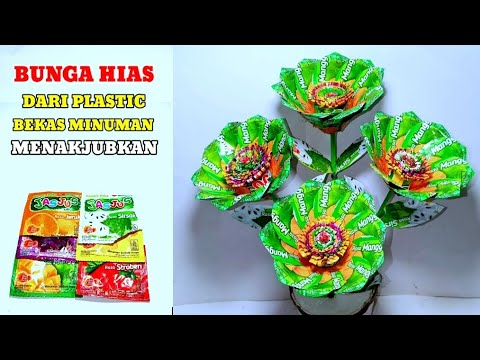 Видео: Сделай сам: креативные идеи. Как сделать цветы из использованных пластиковых напитков. Потрясающи...