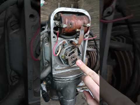 Видео: САМАЯ ПРОСТАЯ Регулировка Контактного Зажигания на мотоцикле Урал Днепр - Как выставить зажигание