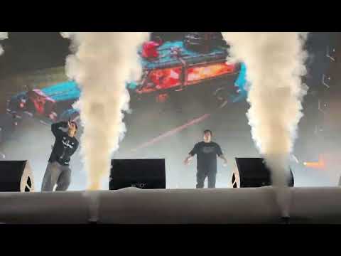 Видео: Слава КПСС & mzlff - Rolls Royce Phantom (22.03.2025)