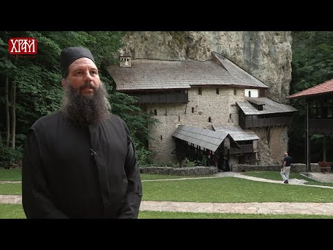 Видео: Манастир Црна Река