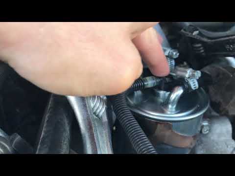 Видео: Замена топливного фильтра на Джип Гранд Чероки 2,7
