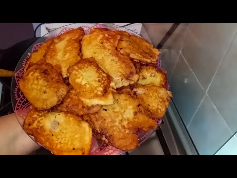 Видео: СВИНЫЕ ОТБИВНЫЕ В ЛУКОВОМ КЛЯРЕ ! ВКУСНО, ПРОСТО ПАЛЬЧИКИ ОБЛИЖЕШЬ !