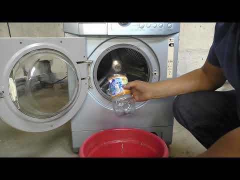 Видео: Что делать если стиральная машина встала с водой. КАК СЛИТЬ ВОДУ в сломанной машинке.