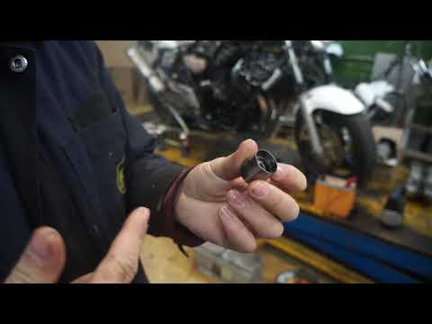 Видео: Регулировка клапанов Honda cb400 vtec