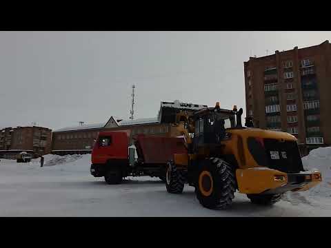 Видео: Прогулочная улица БРОДВЕЙ в северном городе Инта