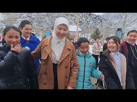 Видео: Жылдын мыкты мугалими 2025