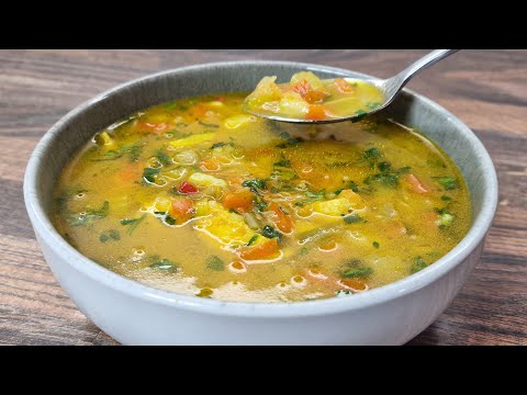 Видео: Вкусный рецепт супа! Куриный суп, который любят все! Быстро, вкусно и недорого!