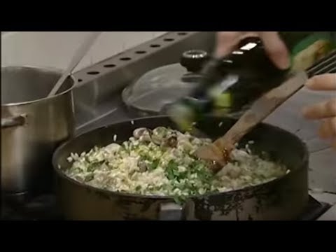 Видео: Юлия Высоцкая — Ризотто с куриной печенкой