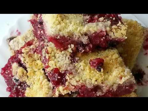 Видео: Это нереально вкусно! Крамбл с малиной и смородиной.