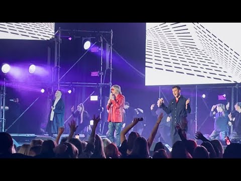 Видео: Иванушки - Беги (Crocus City Hall 30.11.2023)