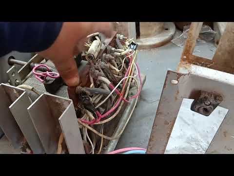 Видео: Зарядное устройство з СССР.