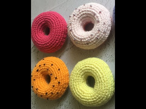 Видео: ОСЕНЬ2020! Вязаные пончики КРЮЧКОМ (подробный МК)#пряжа #осень #вязаниекрючком #поделкидетям