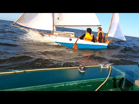 Видео: Сказочный кораблик ледоколит волну